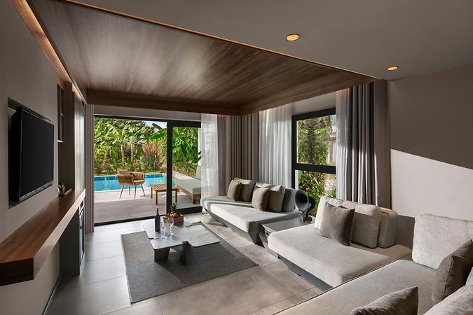 Family Suite Kara Manzaralı Swim Up